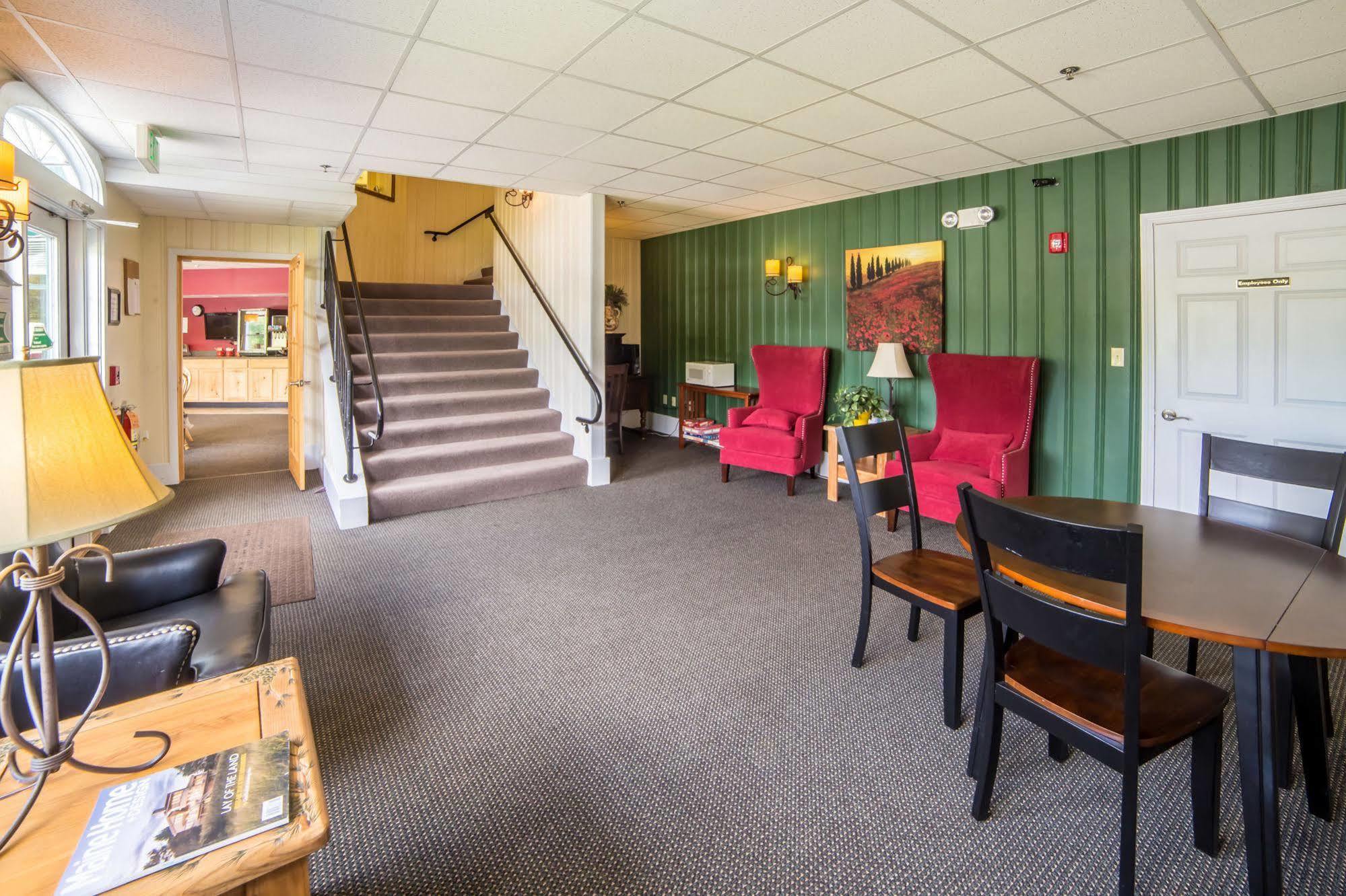 The Lodge At Poland Spring Resort Екстериор снимка