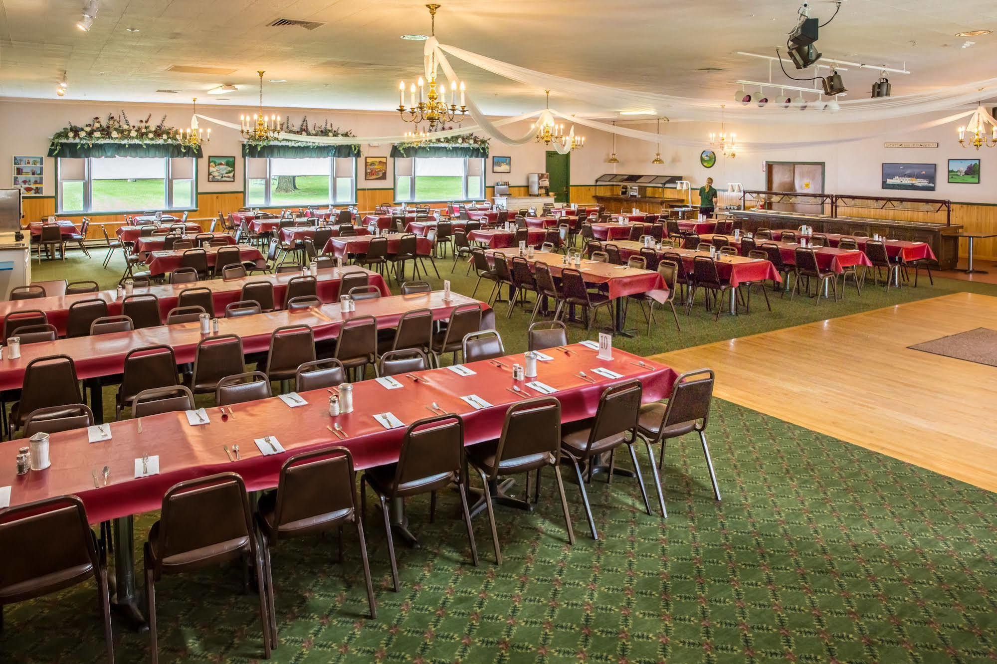 The Lodge At Poland Spring Resort Екстериор снимка
